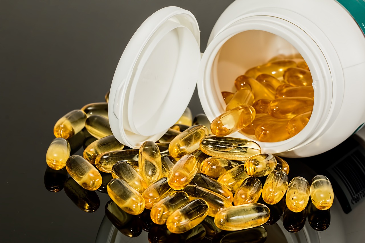 capsules pills health medicine 1079838